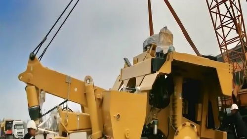 延時(shí)拍攝,巨型礦用工程機(jī)械組裝過程,組裝本身就是一個(gè)大工程